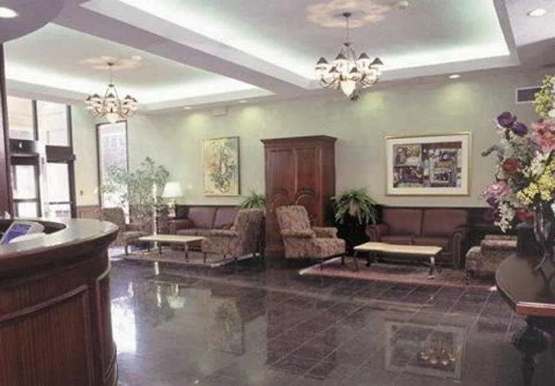 Albert At Bay Suite Hotel Ottawa